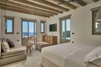 Ios Grand Pool Suites