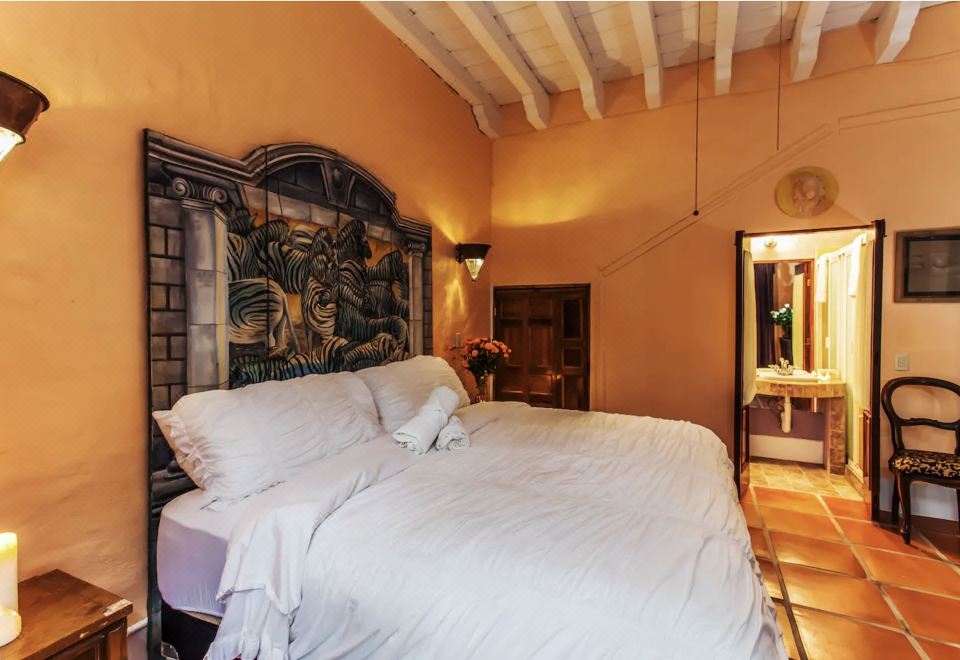 单卧室特大床间