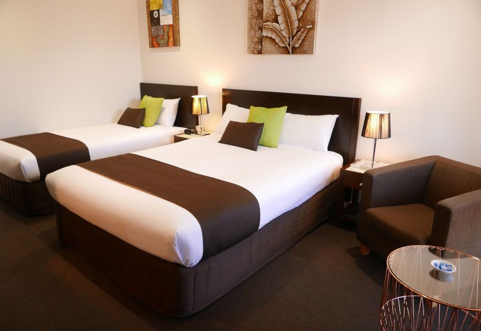 Junction MotelDeluxe Twin Room