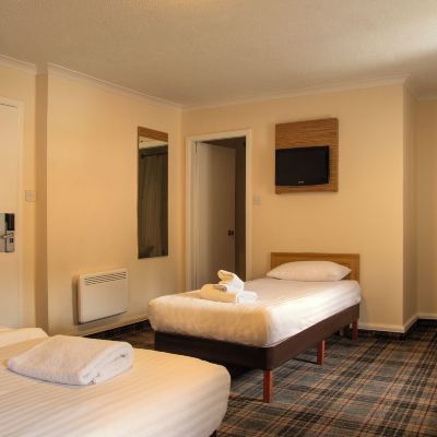 三人間 大不列顛愛丁堡酒店優惠