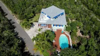Blue Tang - Newly Renovated Bahamian Villa, minutes to the ocean! โรงแรมใน