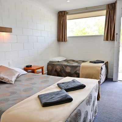 Twin Room Byer Fountain Motor Inn Promo Code