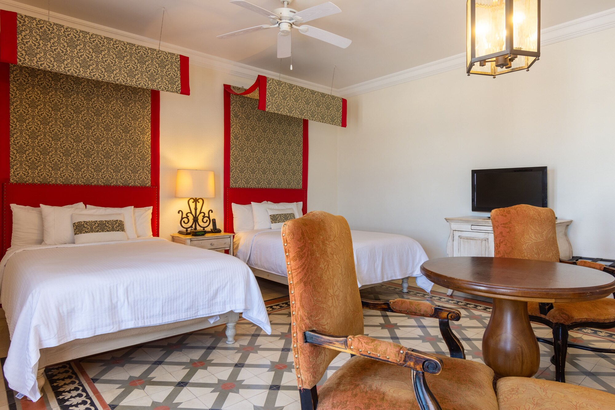 套房， 2 张双人床