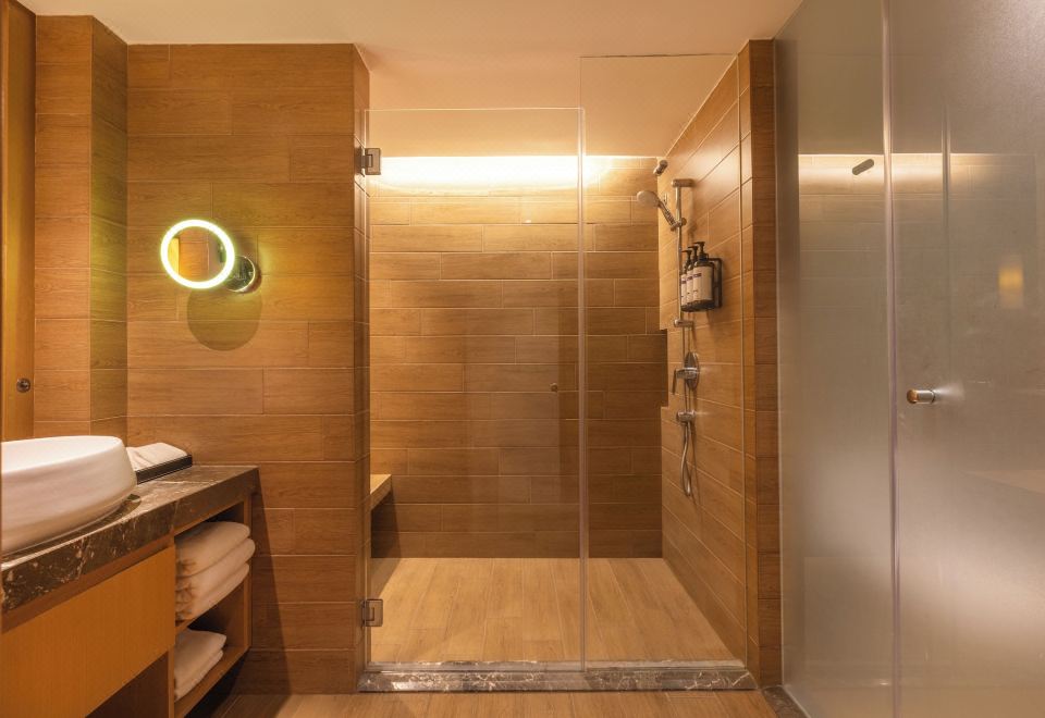 俱樂部特大床房