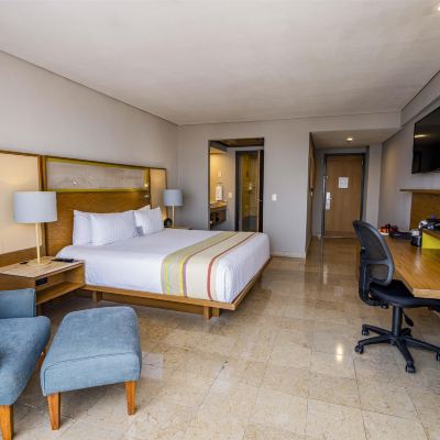 Brisas Business Club Single Galeria Plaza Veracruz by Brisas Promo Code