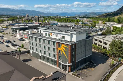 La Quinta Inn & Suites By Wyndham Kelowna Bc Hotels in 