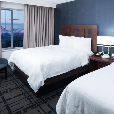 Premium 2 Room 2 Queen Bed Suite with Mountain View-Non Smoking