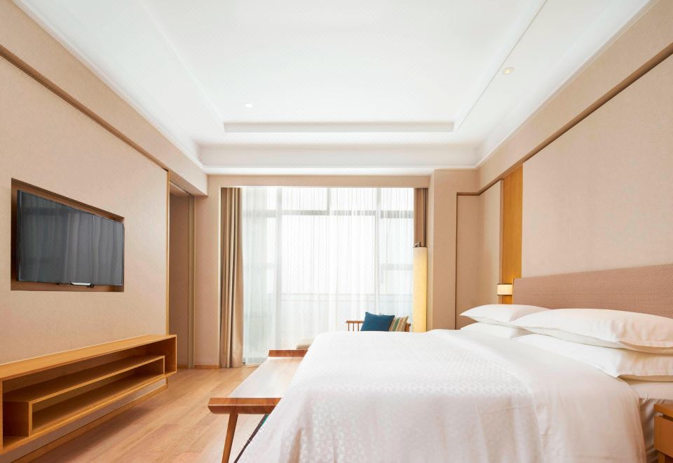 精致套房（金可儿床垫+独立阳台+书桌+小童乐园）