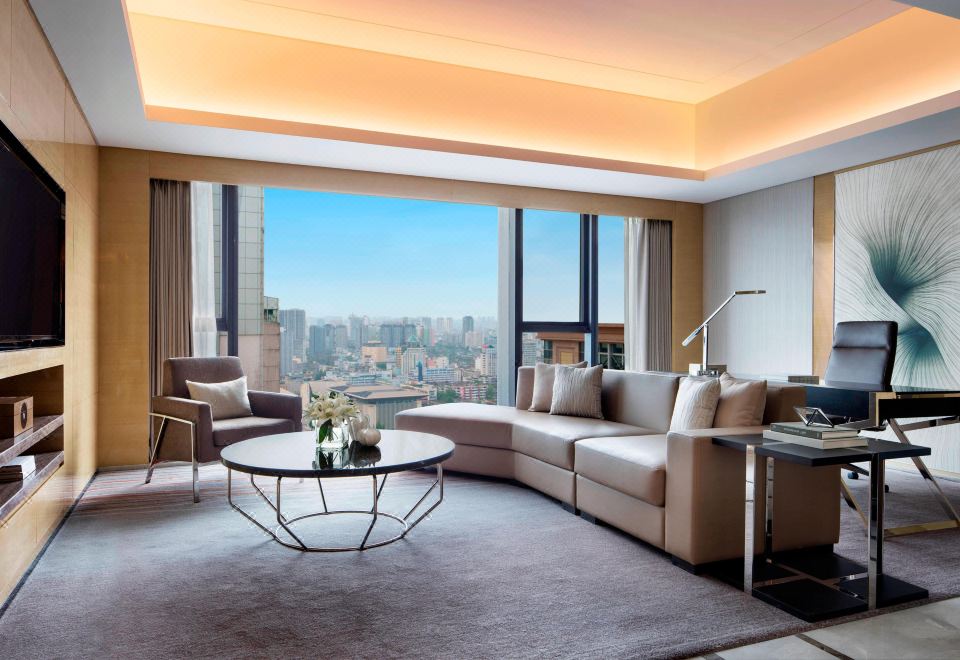 行政套房-遠眺城市天際線