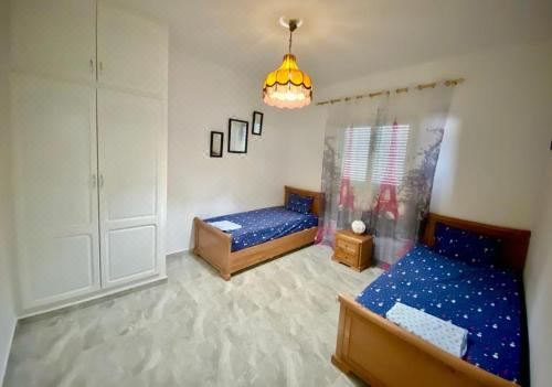 Un Emplacement Exceptionnel Two-Bedroom Apartment