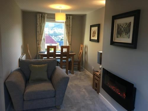 25 Windsor Crescent Holiday Home