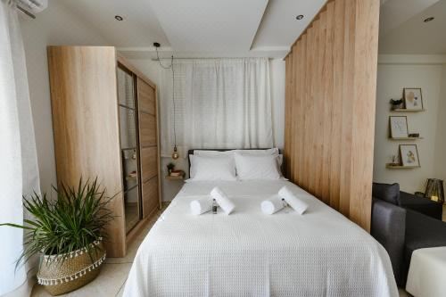 Central Apartments City Center One-Bedroom Apartment