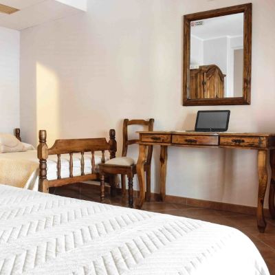 Comfort Triple Room, Multiple Beds, Partial Sea View