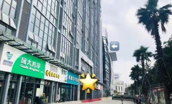 Liuzhou Pusu B&B (Diwang International Fortune Center Diwang Residence Shop)