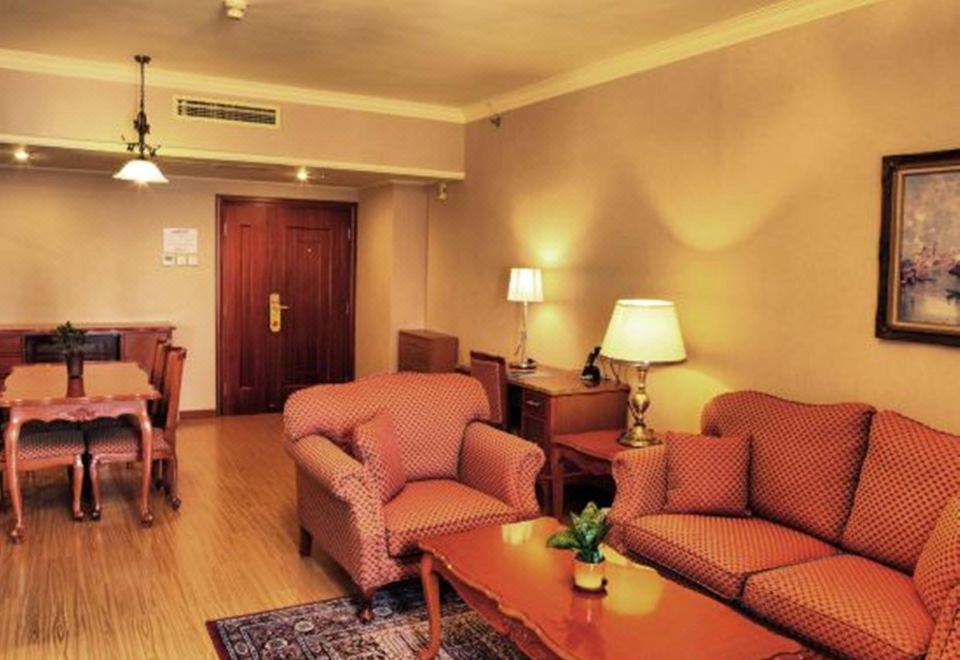 豪华家庭四室房