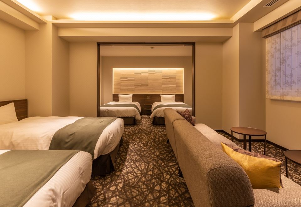 新馆豪华四人房