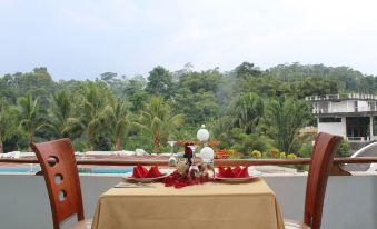 Hotel Christian Resort - Housity