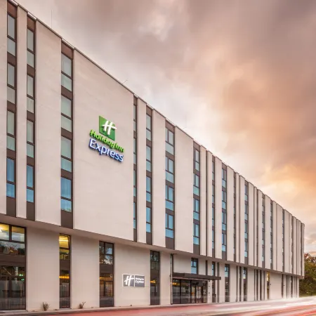 Holiday Inn Express ERLANGEN by IHG Отели в г. Эрланген