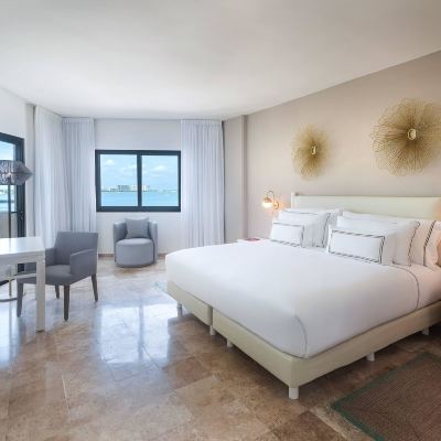 The Level Grand Suite