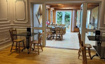 Ashville Guesthouse - Housity