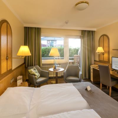 Comfort Double Room, 2 Twin Beds, Balcony Akzent Hotel Berlin Promo Code
