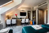 Hotel Szary Residence