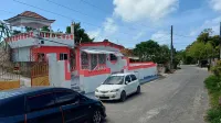 House - Sleeps 2 - Parking - Patio