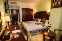Soltane Hotel - Hussein Day Hotel a 
