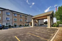 Quality Inn & Suites Hotel di 