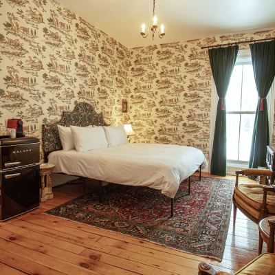 Grand King Room-Non-Smoking Merrill House Promo Code