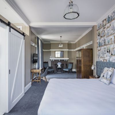 King Ensuite Room-Park View The North Sydney Hotel Promo Code
