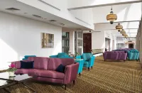 Seven Arches Hotel