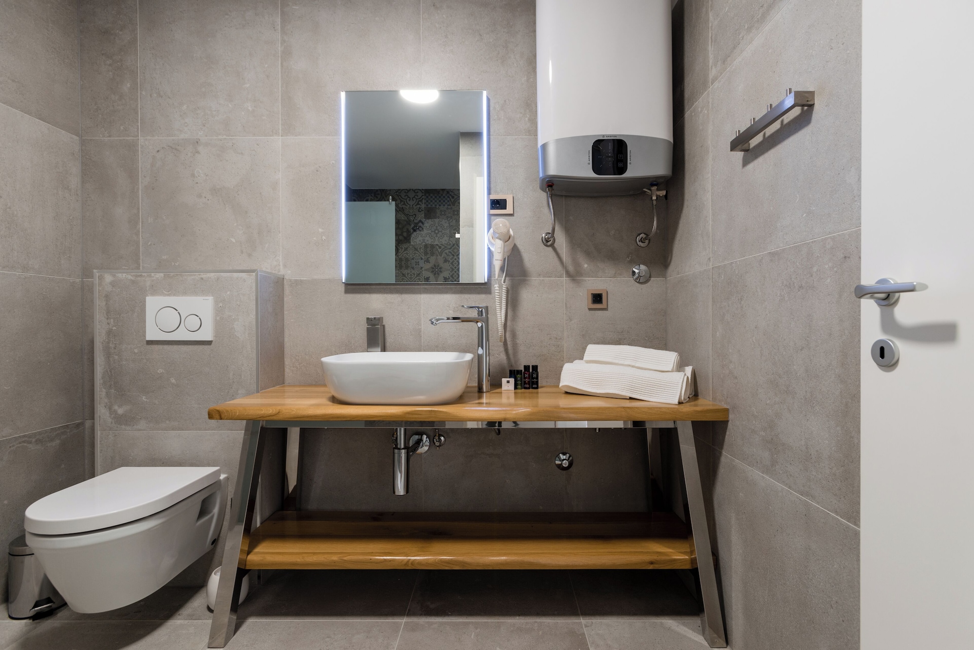 舒适双人或双床间