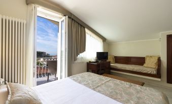 Hotel Villa Tiziana - Housity