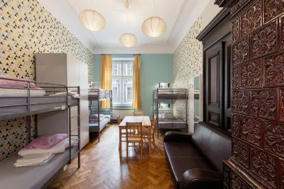Dizzy Daisy Hostel Các khách sạn ở 