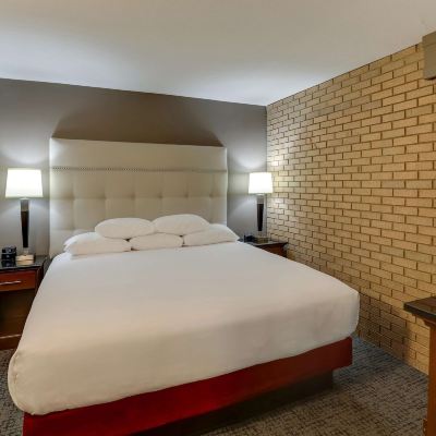 Suite, 1 King Bed With Sofa Bed, Accessible (Sofa Sleeper, Tub, 2 Rooms) Drury Inn & Suites Columbus Dublin Promo Code