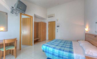 Hotel Mizar - Housity