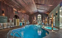 Ski Condo w/ Pool, Close to Story Land & Attitash!