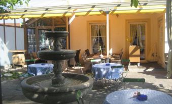 Hotel-Gasthof Maisberger - Housity