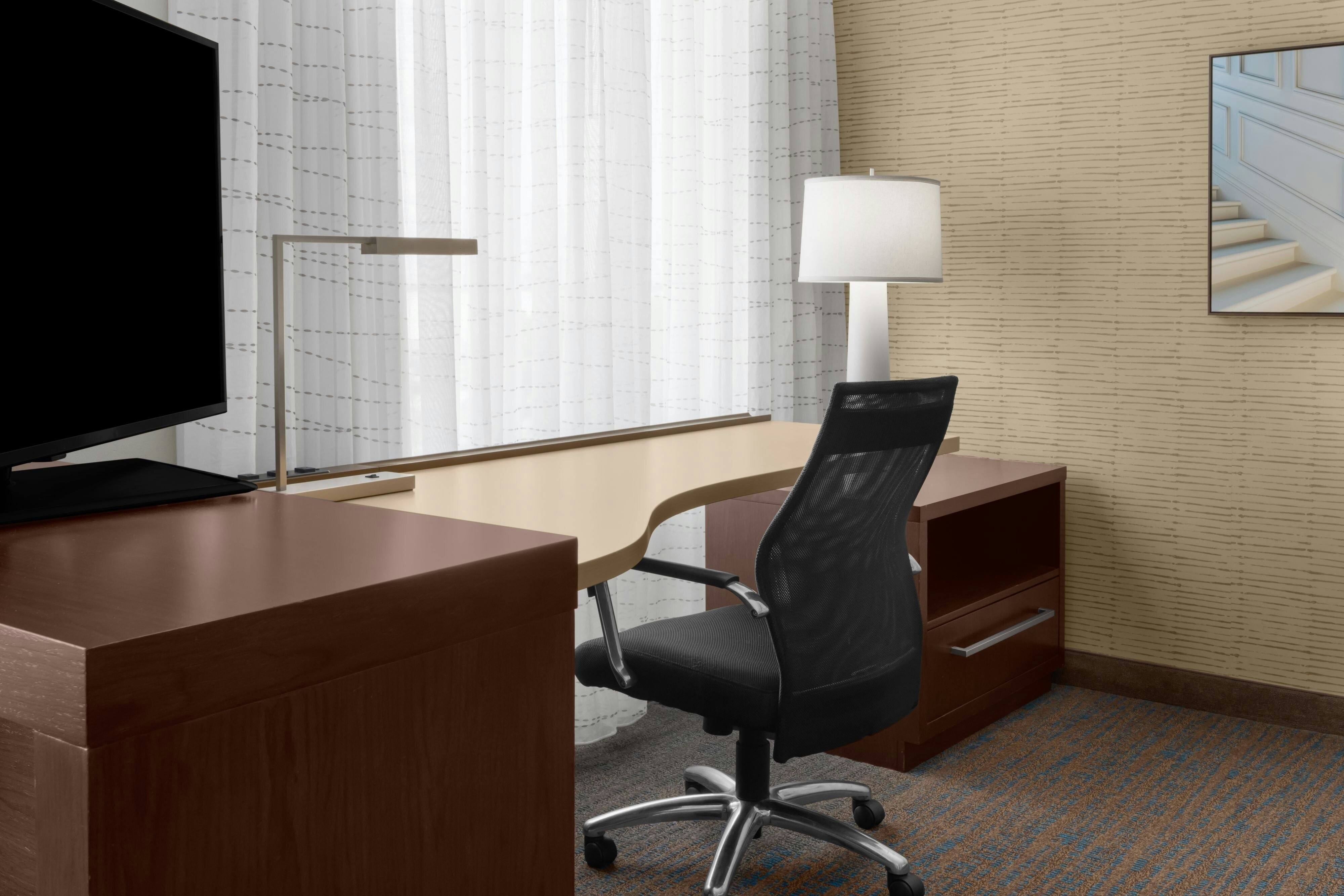 一卧室特大床套房 - 带梳化床