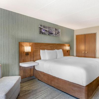 Upgrade King Suite - Non-Smoking Sleep Inn Oakbrook Terrace - Chicago Promo Code