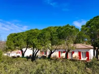 Les Volets Rouges - Hôtel Cassis - Situé Dans le Parc National des Calanques