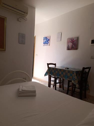 一室公寓带阳台