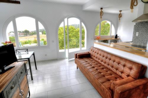 两卧室公寓 - 带露台