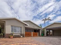Carrington Guest House Hotels in Berea