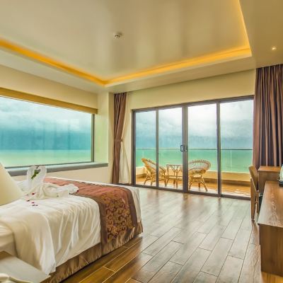 Deluxe Room with Panoramic View