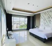 Rogers Hotel Manado
