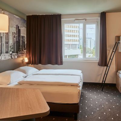 Family Room B&B Hotel Frankfurt-West Promo Code