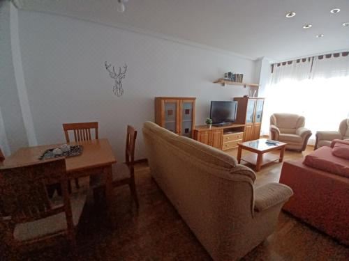 Raquel Inn - Garaje Incluido Two-Bedroom Apartment