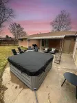 Cozy Westminster Retreat ~ Hot Tub ~ Near Denver ~ Spacious Yard